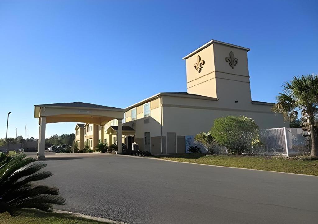 Rodeway Inn & Suites Winnfield Esterno foto